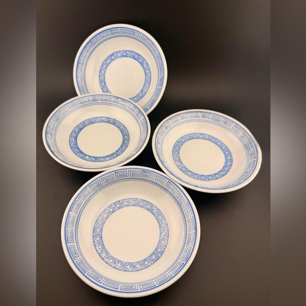 4 Guangzhou Arts & Crafts Chinese Blue & White 5 3/4" Bowls